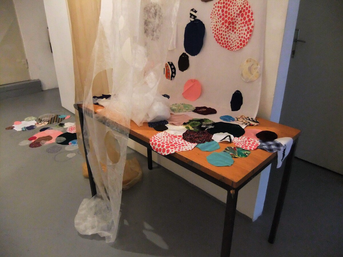 https://lynnbook.s3.amazonaws.com/flat_media/SongSpot_2010_Slovenia-Artstays_installation_photodoc03.jpg