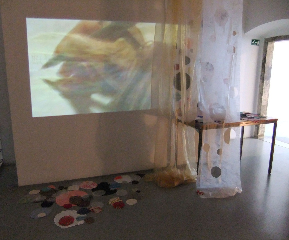 https://lynnbook.s3.amazonaws.com/flat_media/SongSpot_2010_Slovenia-Artstays_installation_photodoc02.jpg