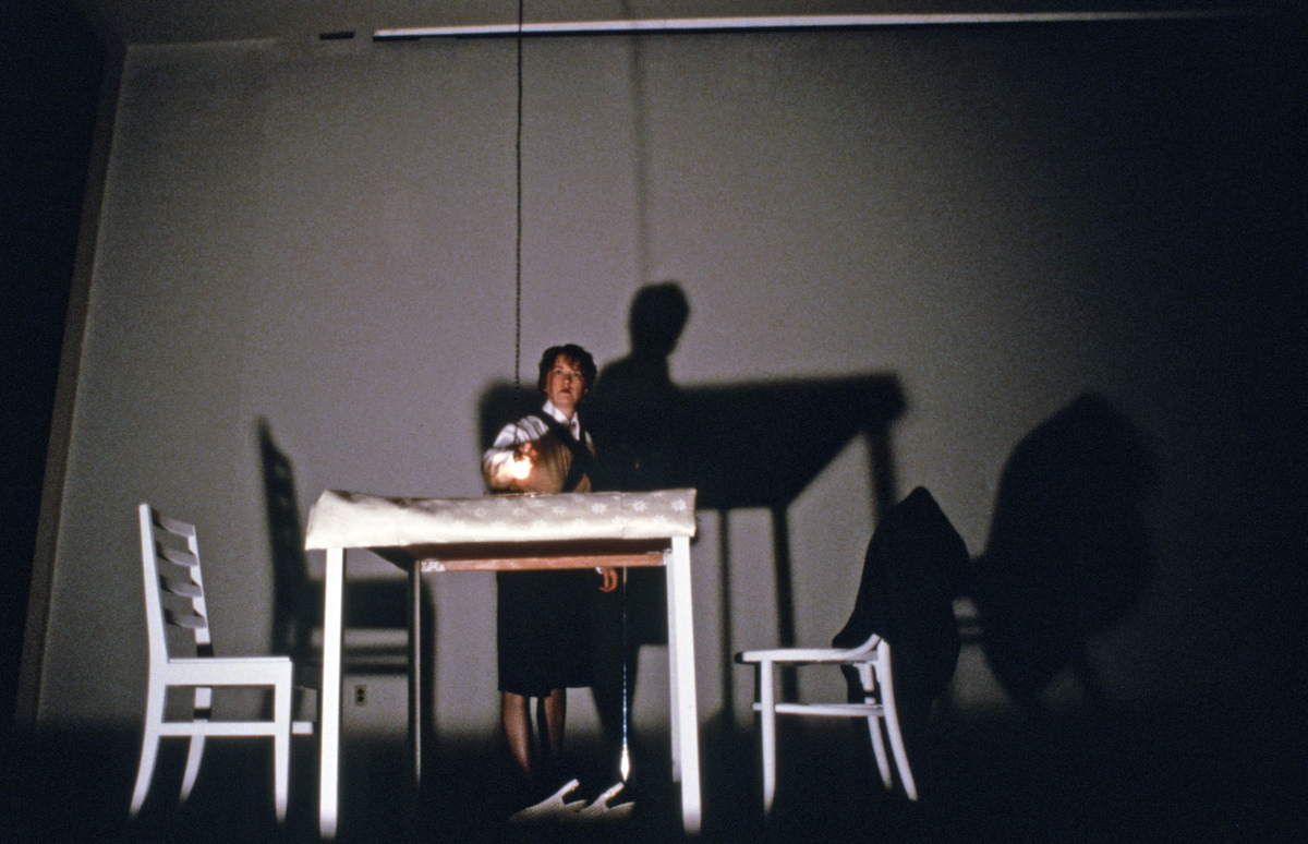 https://lynnbook.s3.amazonaws.com/flat_media/PrivateScreenings_1982_Mphs_MAA_photoslide08.jpg https://lynnbook.s3.amazonaws.com/flat_media/PrivateScreenings_1982_Mphs_MAA_photoslide08.jpg