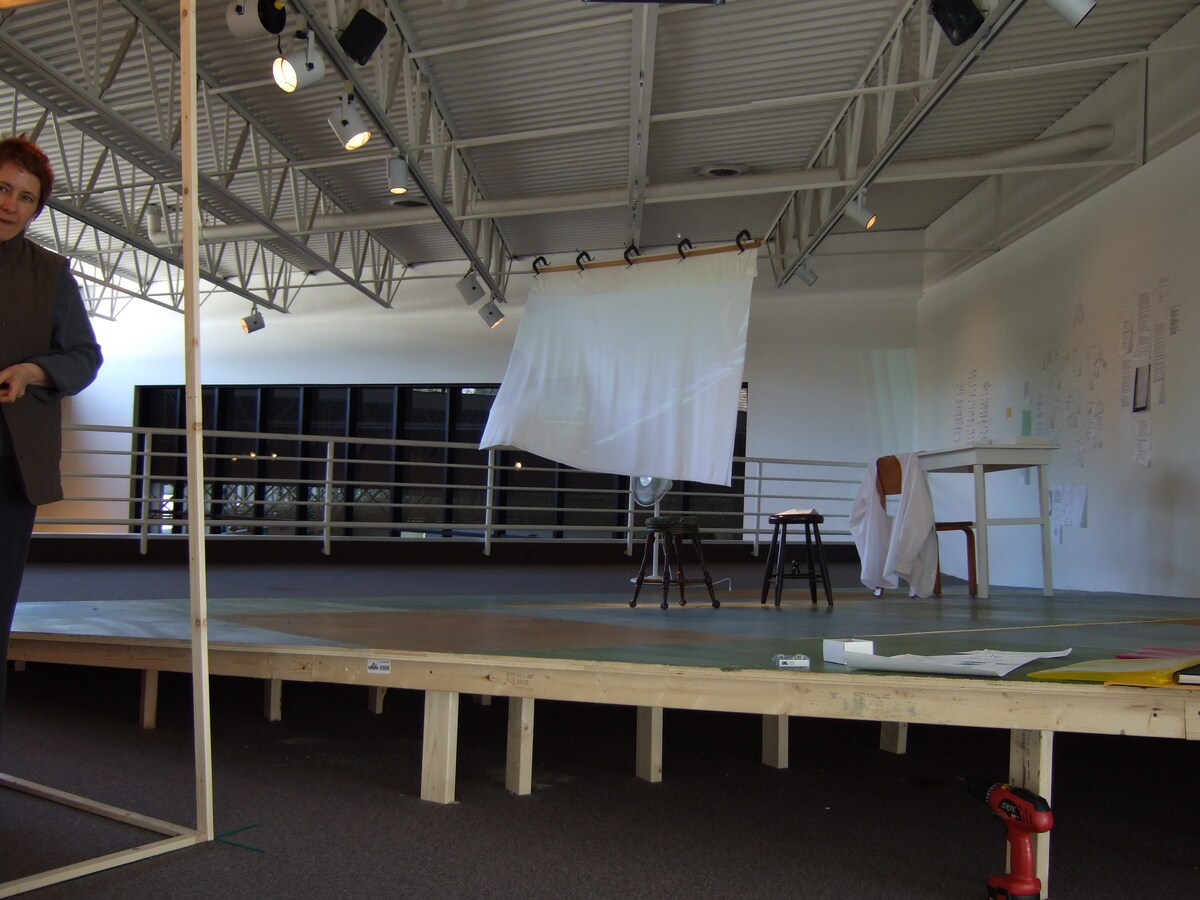 https://lynnbook.s3.amazonaws.com/flat_media/ReNext_2007_WS-SECCA_perf-exhib_exhibitionshots39.jpg https://lynnbook.s3.amazonaws.com/flat_media/ReNext_2007_WS-SECCA_perf-exhib_exhibitionshots39.jpg