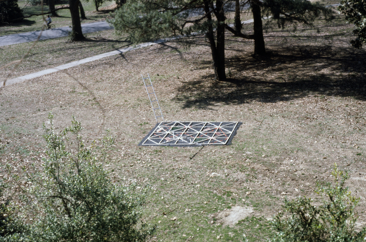 https://lynnbook.s3.amazonaws.com/flat_media/EarlyWorks_Sculpture_GameMap_photoslide01.jpg https://lynnbook.s3.amazonaws.com/flat_media/EarlyWorks_Sculpture_GameMap_photoslide01.jpg