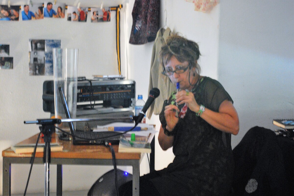 https://lynnbook.s3.amazonaws.com/flat_media/SongSpot_2010_Slovenia-Artstays_multperf_fin_photodoc02.JPG