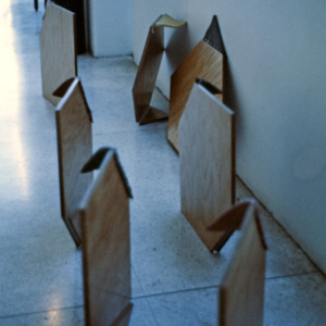 https://lynnbook.s3.amazonaws.com/flat_media/EarlyWorks_Sculpture_CornerSet_photoslide03.jpg
