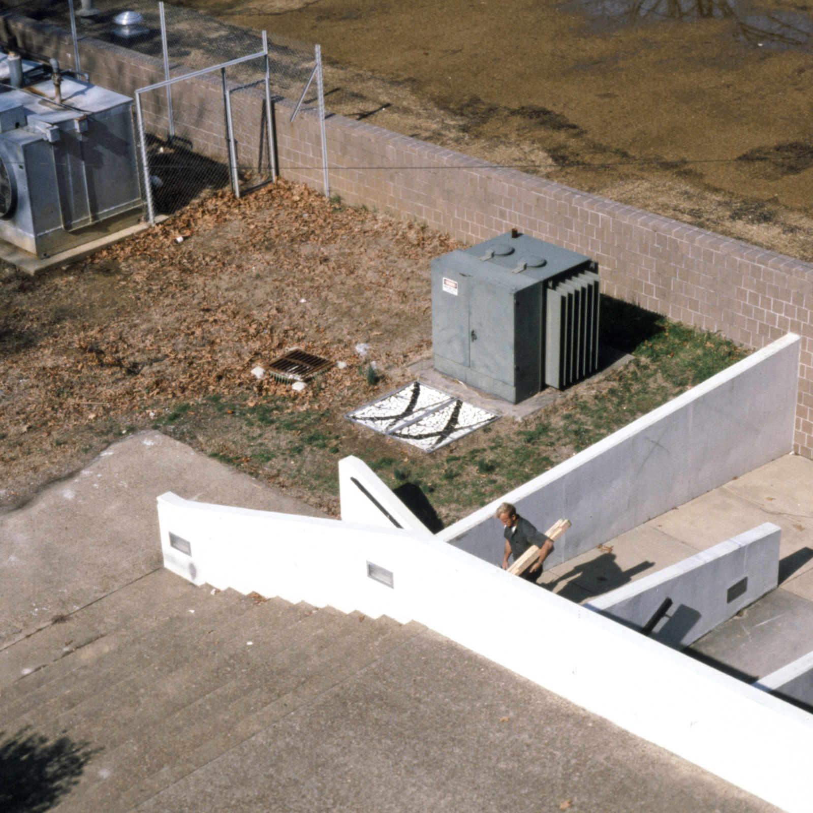 Double X Danger, 1981, Memphis, Memphis College of Art, sculpture, photo slide 02
