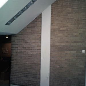 https://lynnbook.s3.amazonaws.com/flat_media/EarlyWorks_Sculpture_BacktoMom_photoslide01.jpg