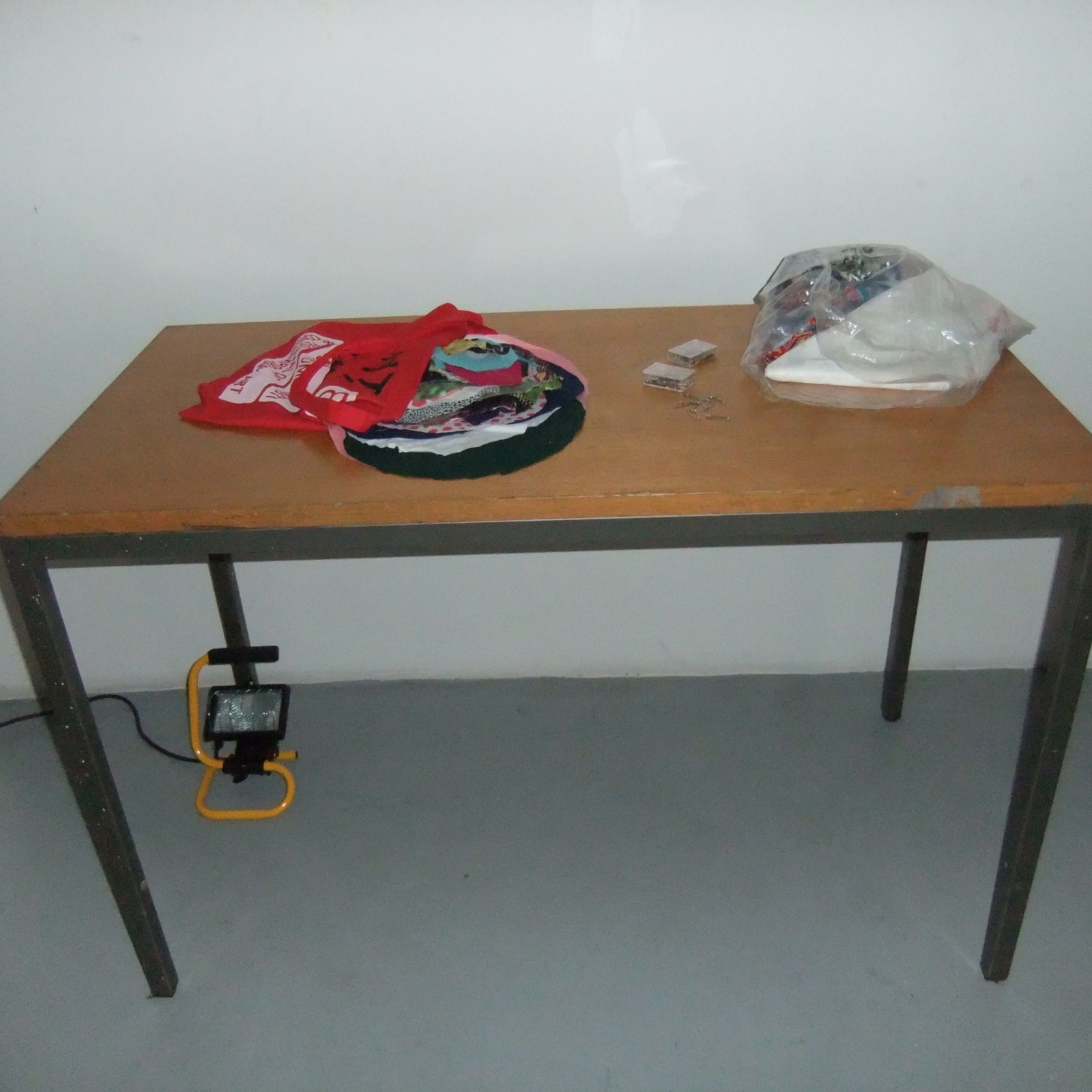 https://lynnbook.s3.amazonaws.com/flat_media/SongSpot_2010_Slovenia-Artstays_installation_processdoc03.jpg