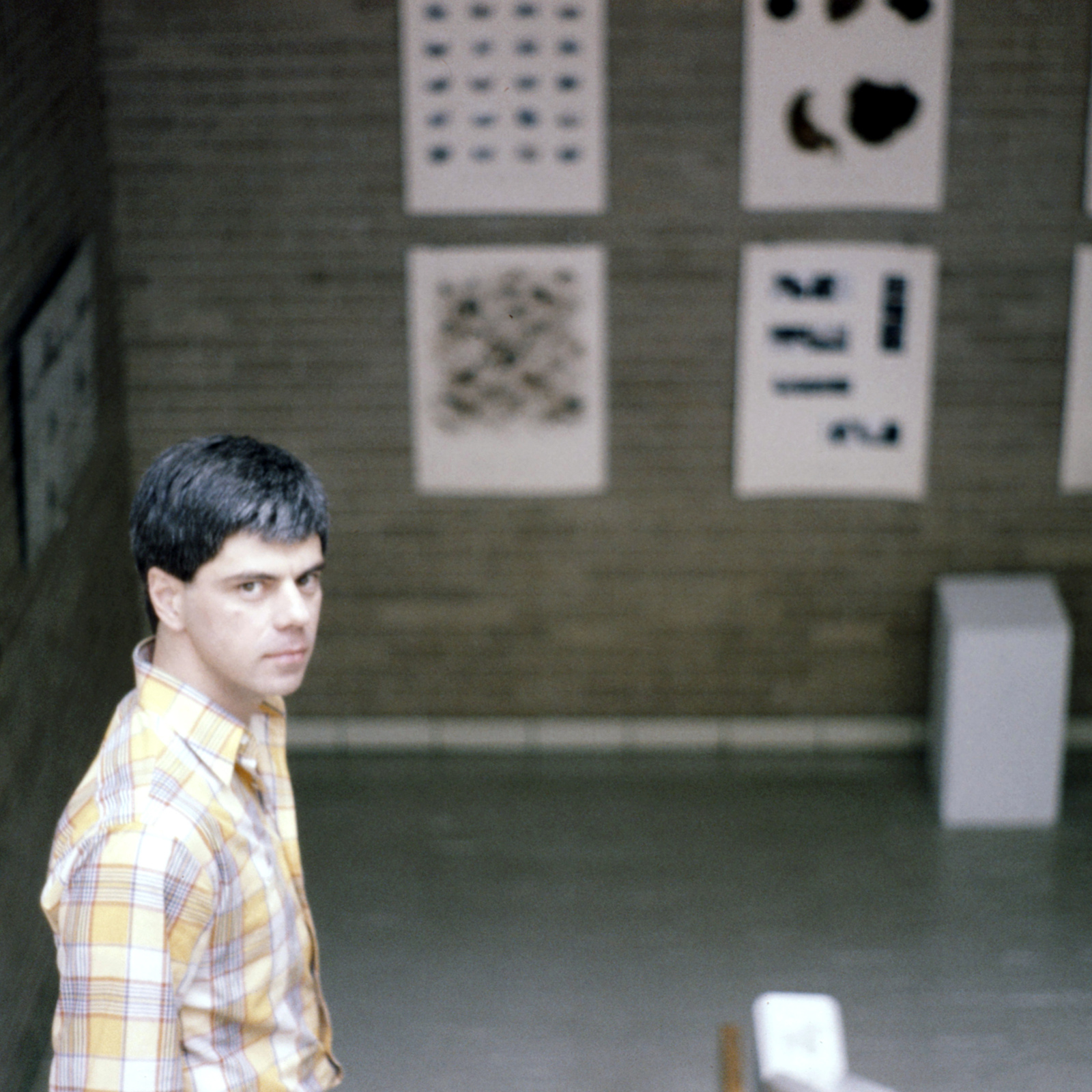 Hairpiece, 1980, Memphis, Memphis College of Art, exhibition installation, photo slide 03