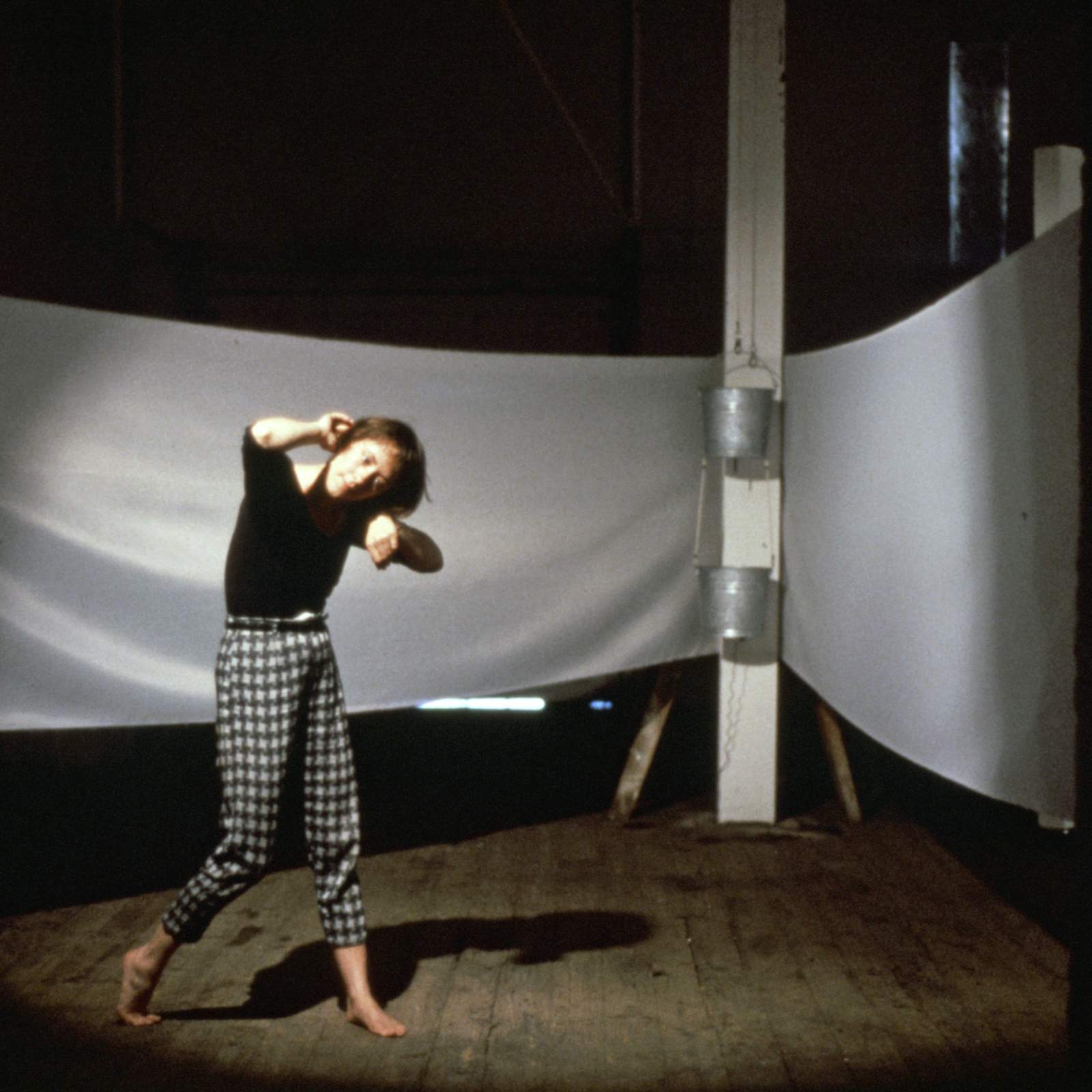 Support Measures, 1984, Chicago, Randolph Street Gallery, performance installation, photo slide 03