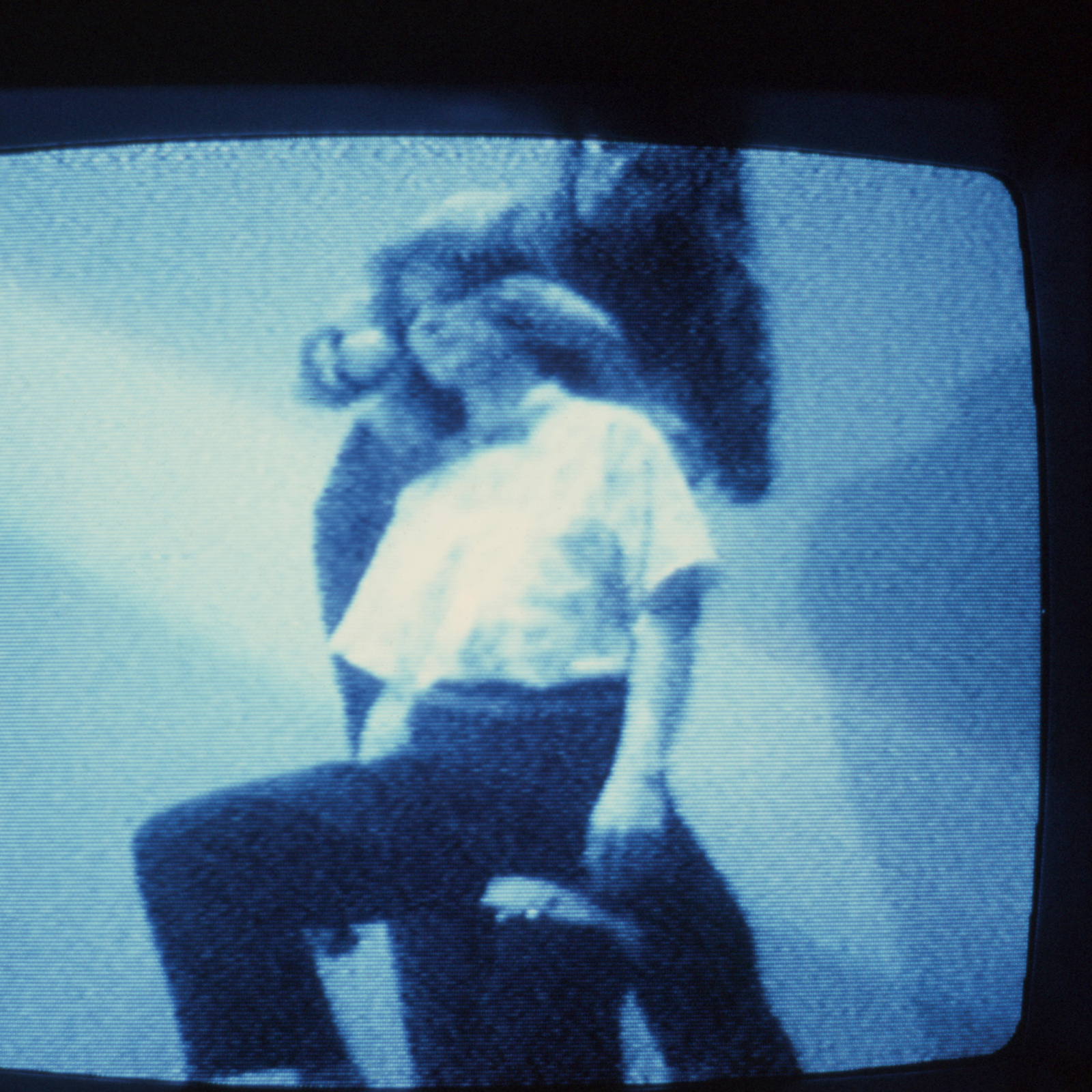 An Evening of Performance Pieces, First Aid, 1979, Memphis, Memphis College of Art, multimedia performance, video still, photo slide 01