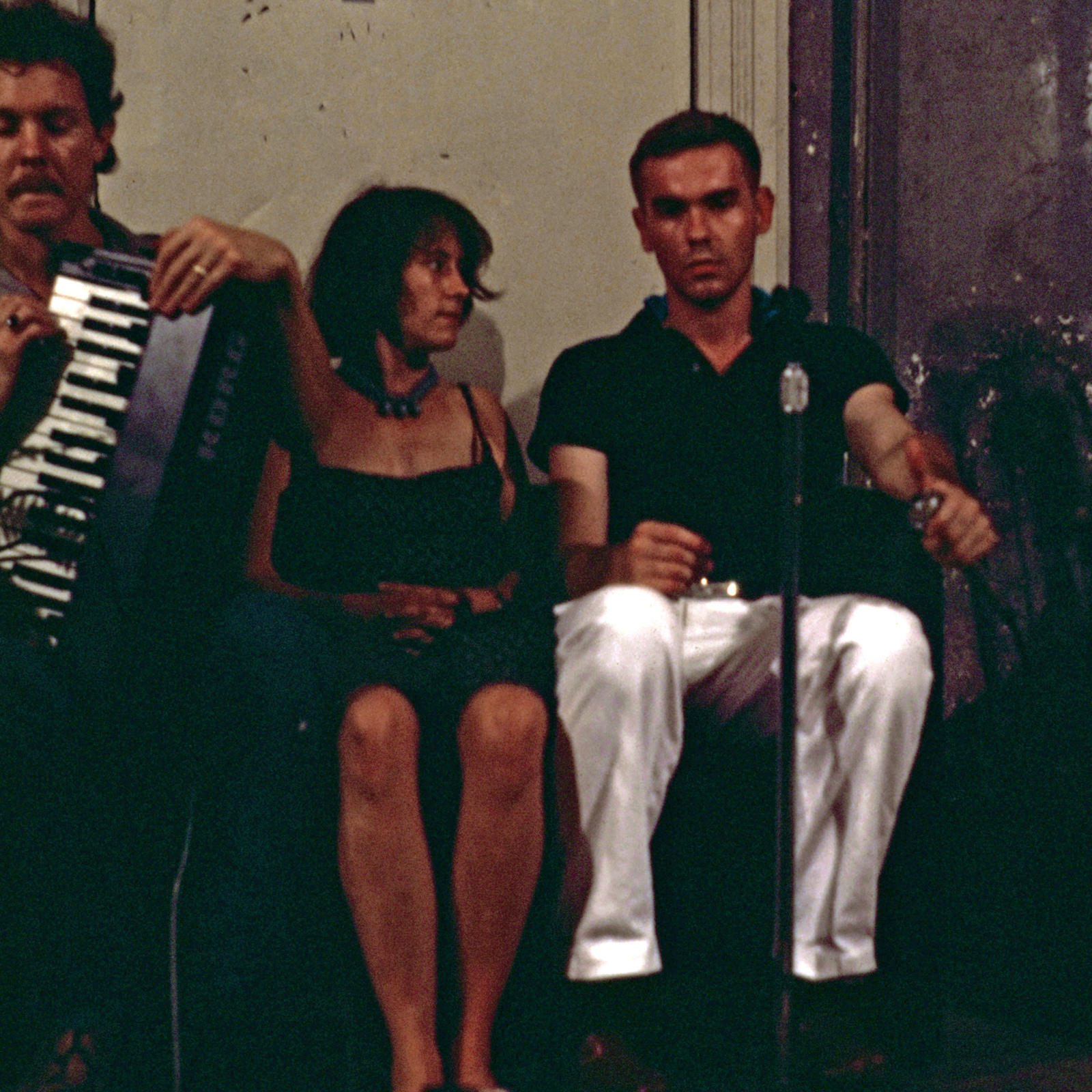 3 on a couch, 1980, Memphis, Toy Gallery, improv performance, photo slide 01