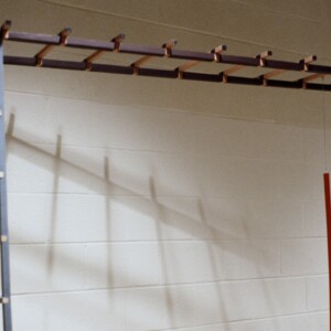 https://lynnbook.s3.amazonaws.com/flat_media/XMarksIt_1981_Mphs-MCA_sculpture_photoslide02.jpg