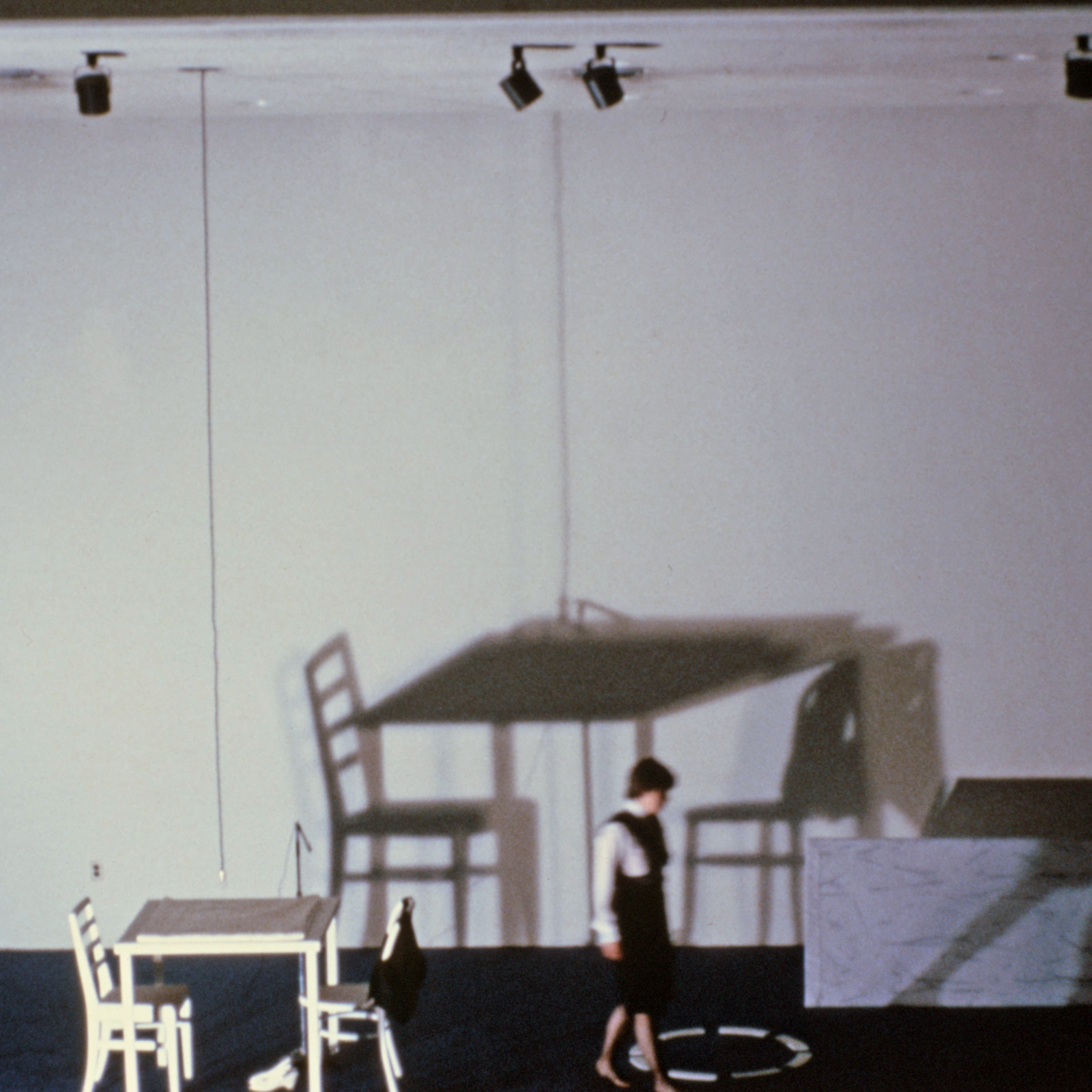 https://lynnbook.s3.amazonaws.com/flat_media/PrivateScreenings_1982_Mphs_MAA_photoslide09.jpg