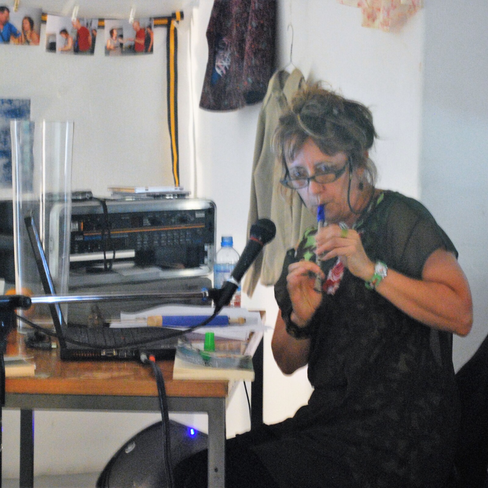 https://lynnbook.s3.amazonaws.com/flat_media/SongSpot_2010_Slovenia-Artstays_multperf_fin_photodoc02.JPG