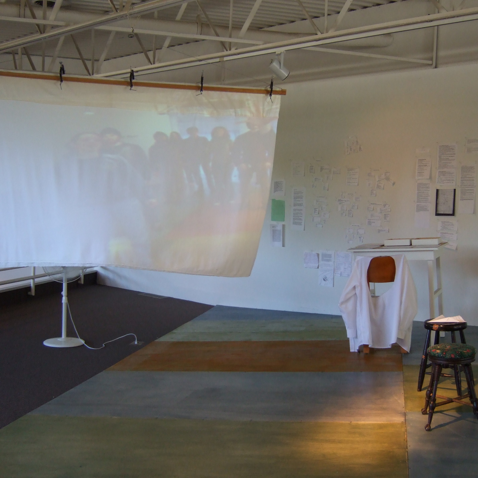 https://lynnbook.s3.amazonaws.com/flat_media/ReNext_2007_WS-SECCA_perf-exhib_exhibitionshots20.jpg