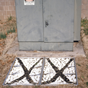 https://lynnbook.s3.amazonaws.com/flat_media/EarlyWorks_Sculpture_DoubleXDanger_photoslide03.jpg