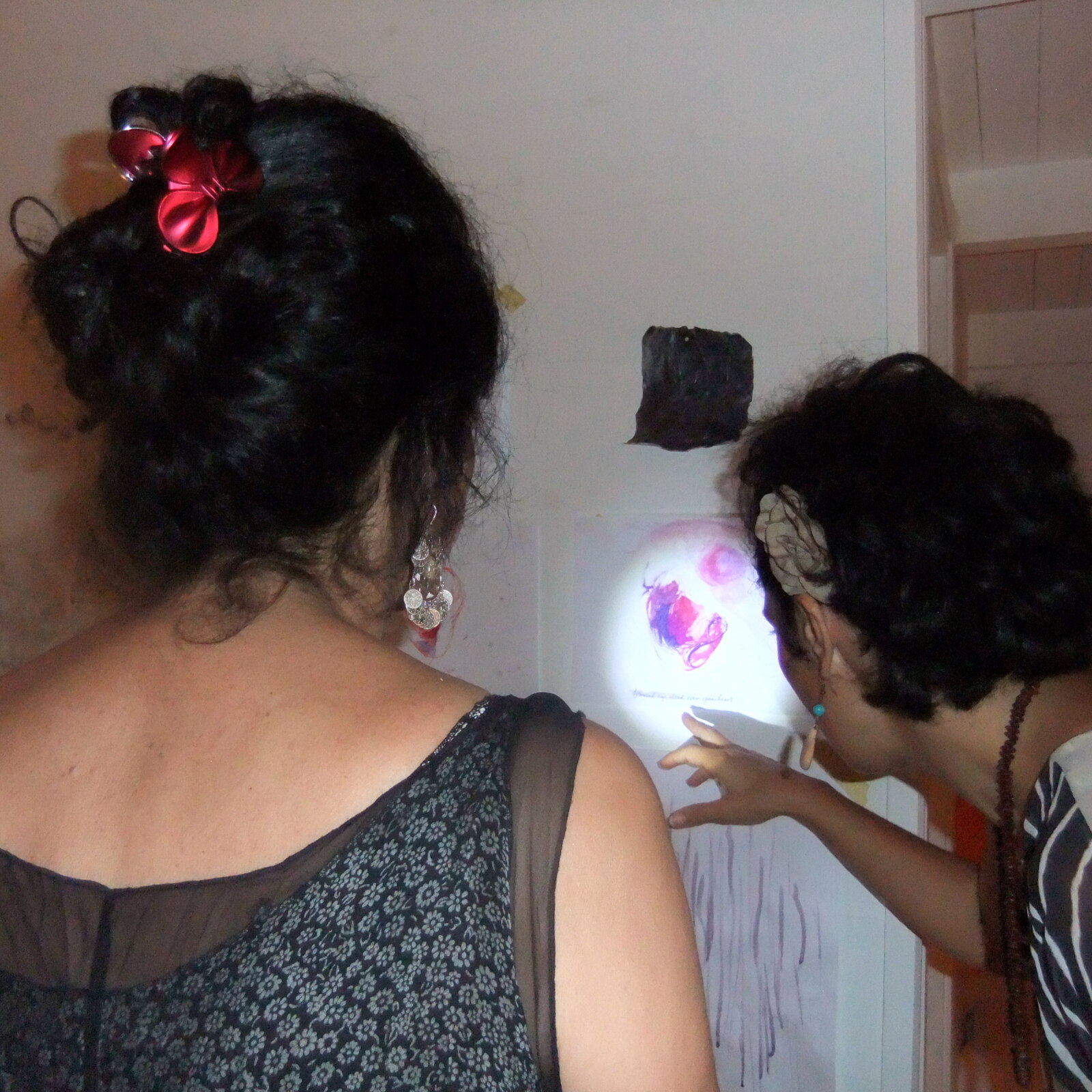 https://lynnbook.s3.amazonaws.com/flat_media/Chimaera_2014_Turkey_install_photodoc22.jpg