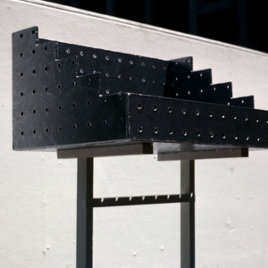 https://lynnbook.s3.amazonaws.com/flat_media/EarlyWorks_Sculpture_GameTest_photoslide07.jpg