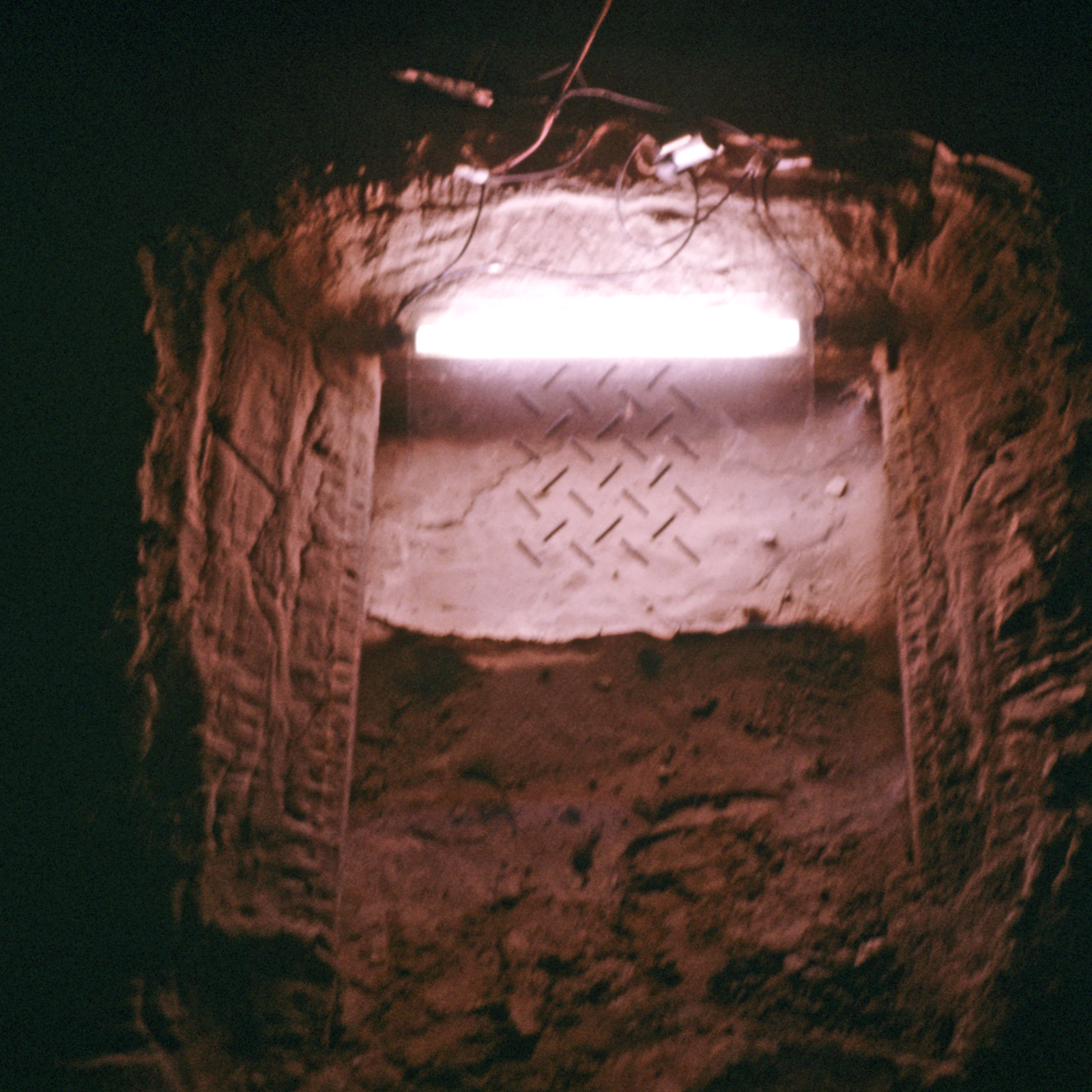 That Which Is Below, 1980, Memphis, UpFront, performance installation, photo slide 01