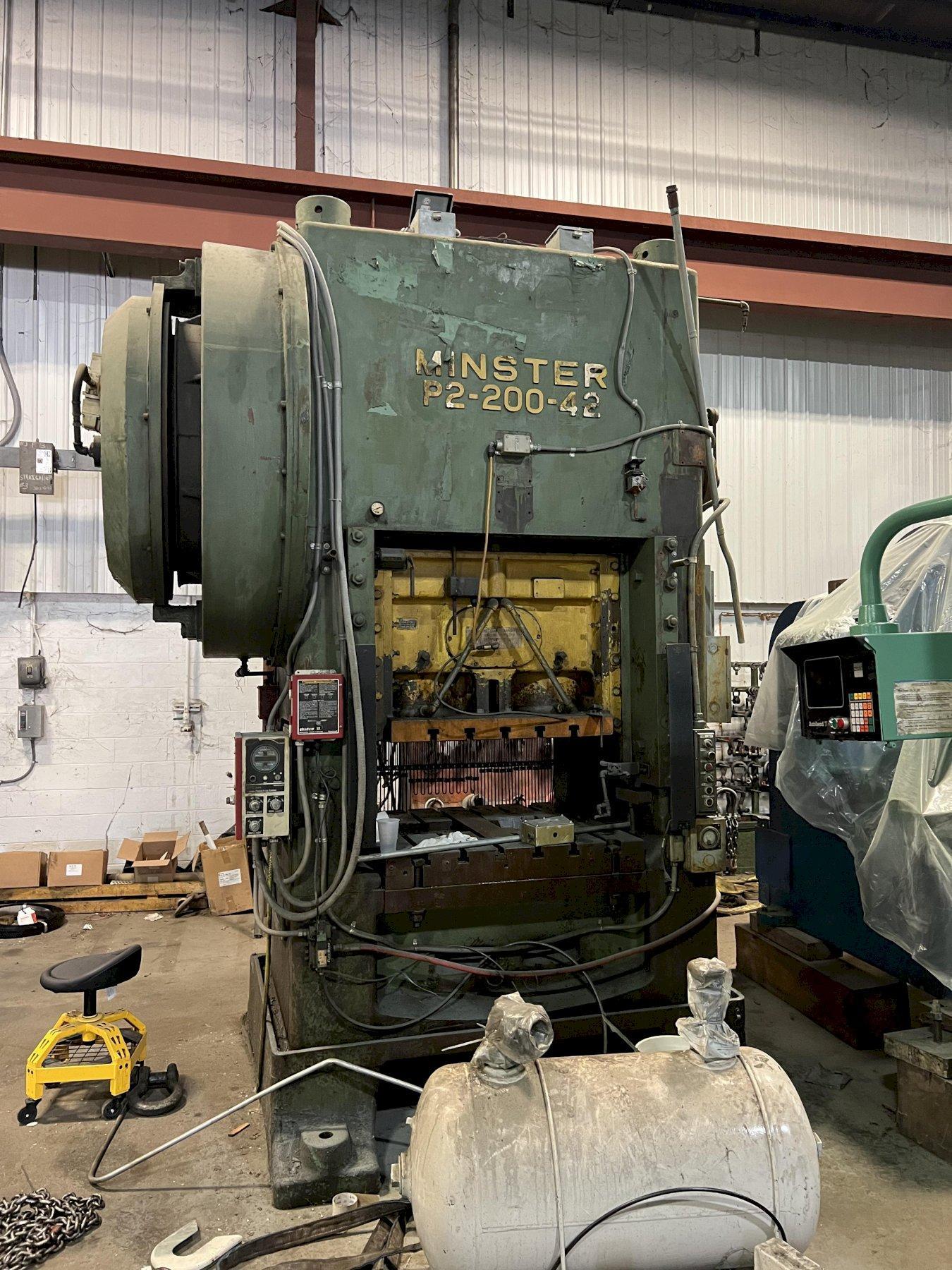 Minster P2200 Ton Straight Side Double Crank Press, 3″ Stroke, 4080