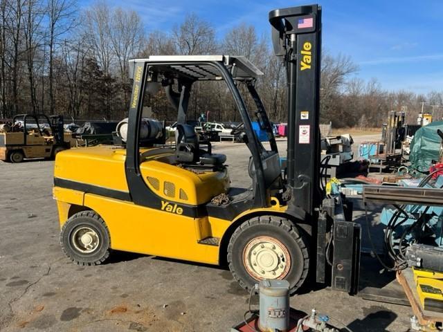 10 000 LBS YALE MODEL GLP 120 LP GAS FORKLIFT 3358 Deer Creek Machinery