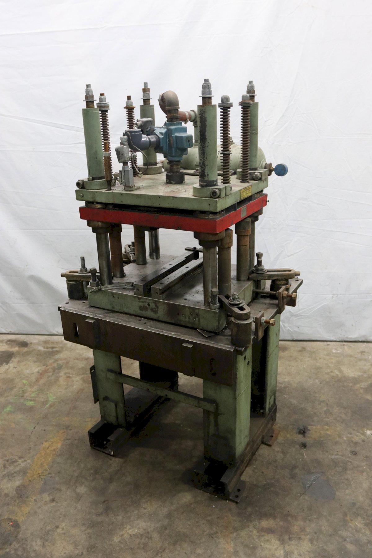 12 TON AIRAM PNEUMATIC CUTOFF PRESS: STOCK #11949