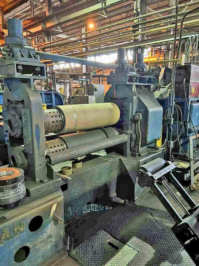 50" x 9.00" x 30,000# Wean Slitting Line