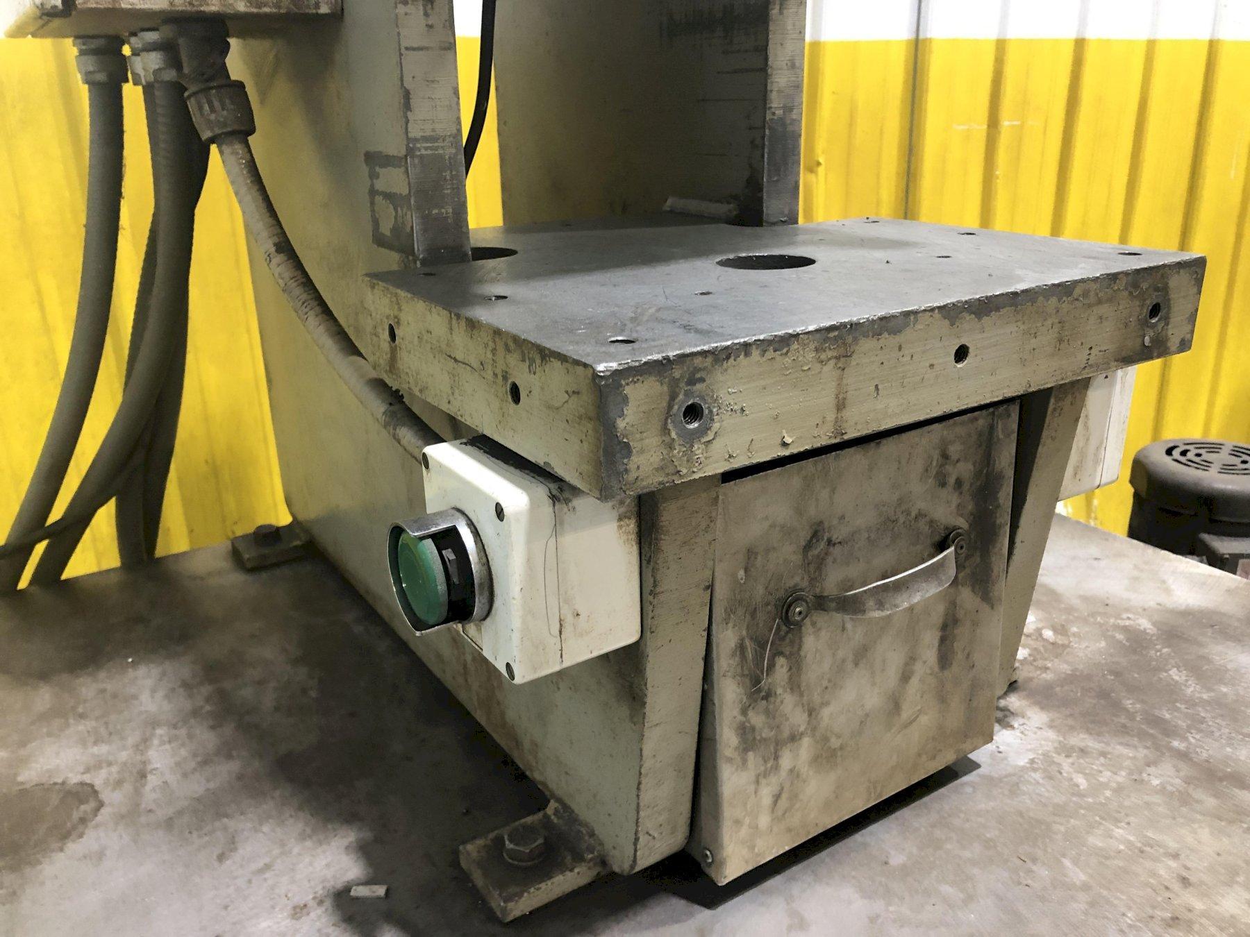 CONWAY Presses, Hydraulic Machine Hub