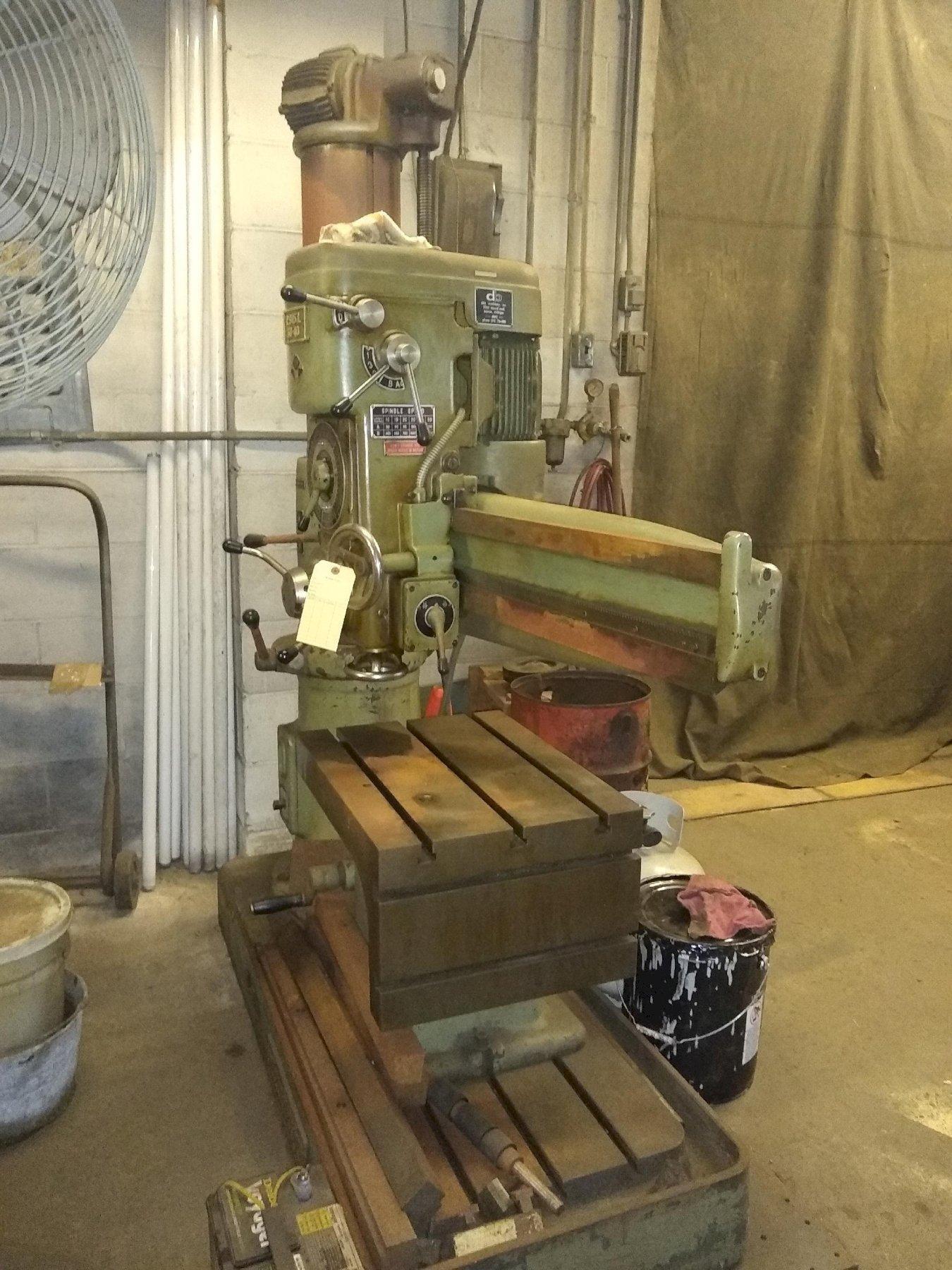 RADIAL DRILL PRESS. STOCK 0151224 G2000 Inc.