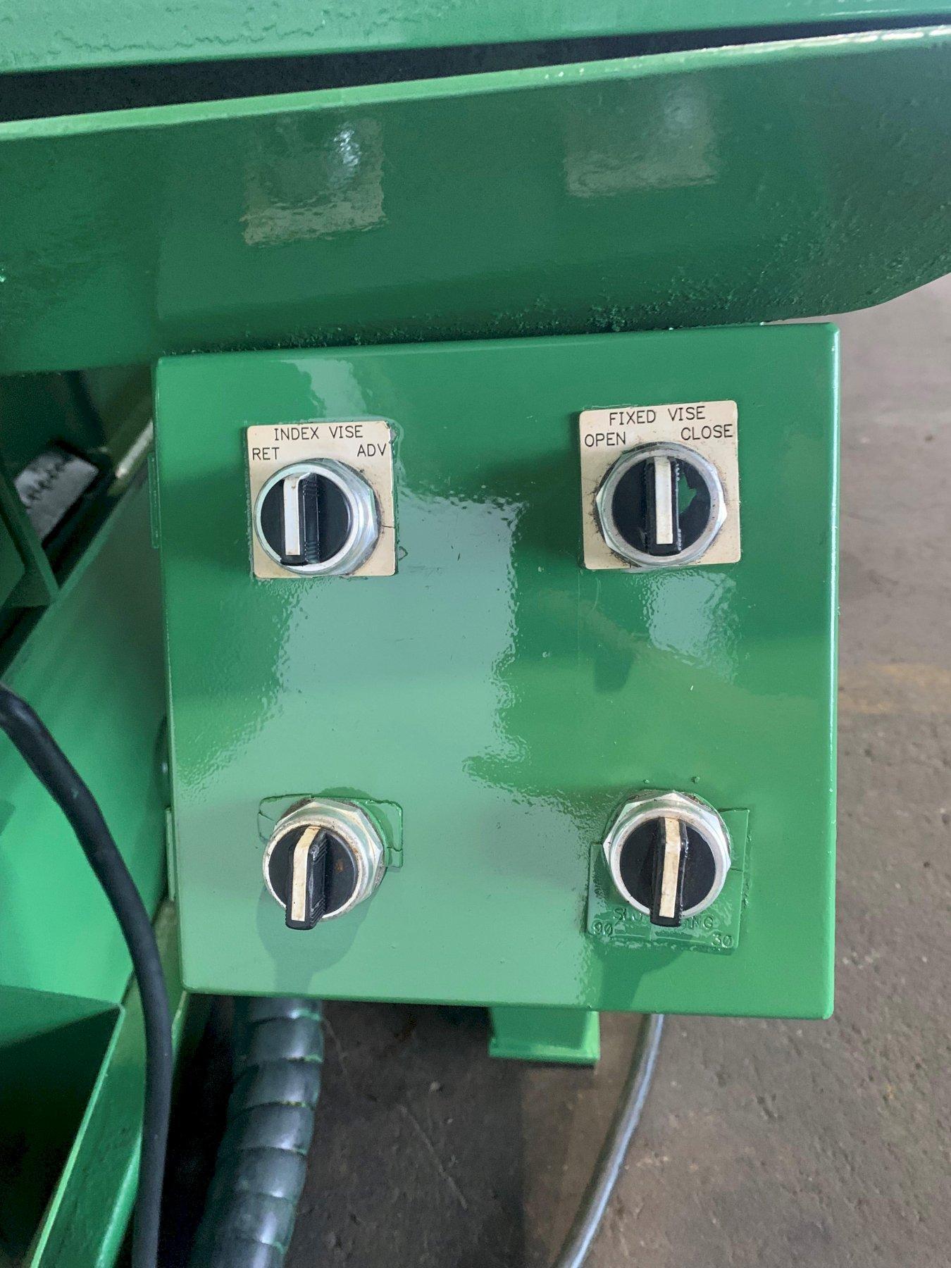 18″ X 27″ HYDMECH MODEL S25A SERIES II AUTOMATIC HORIZONTAL BANDSAW