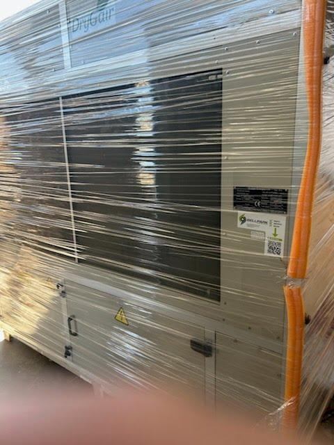 DryGair DG-12 (DRG-754GF) Humidifier for up to 40,000 sq ft, 2018 – Never Used, Testing Hours Only