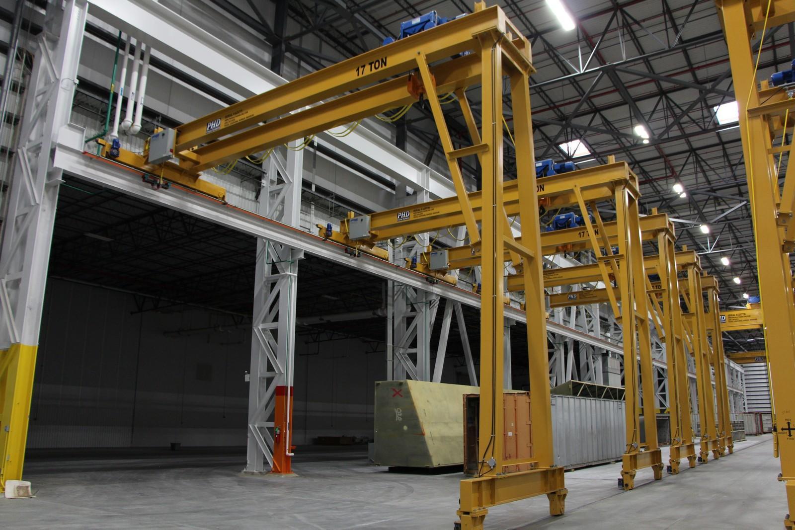 17 TON X 33' X 26'6" LIFT PHD SINGLE LEG GANTRY CRANE: STOCK #14495