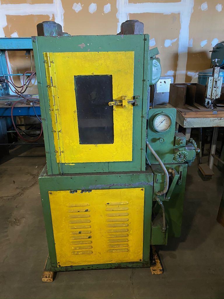 200 Ton Hobbing Press Hariton Machinery Company, Inc.