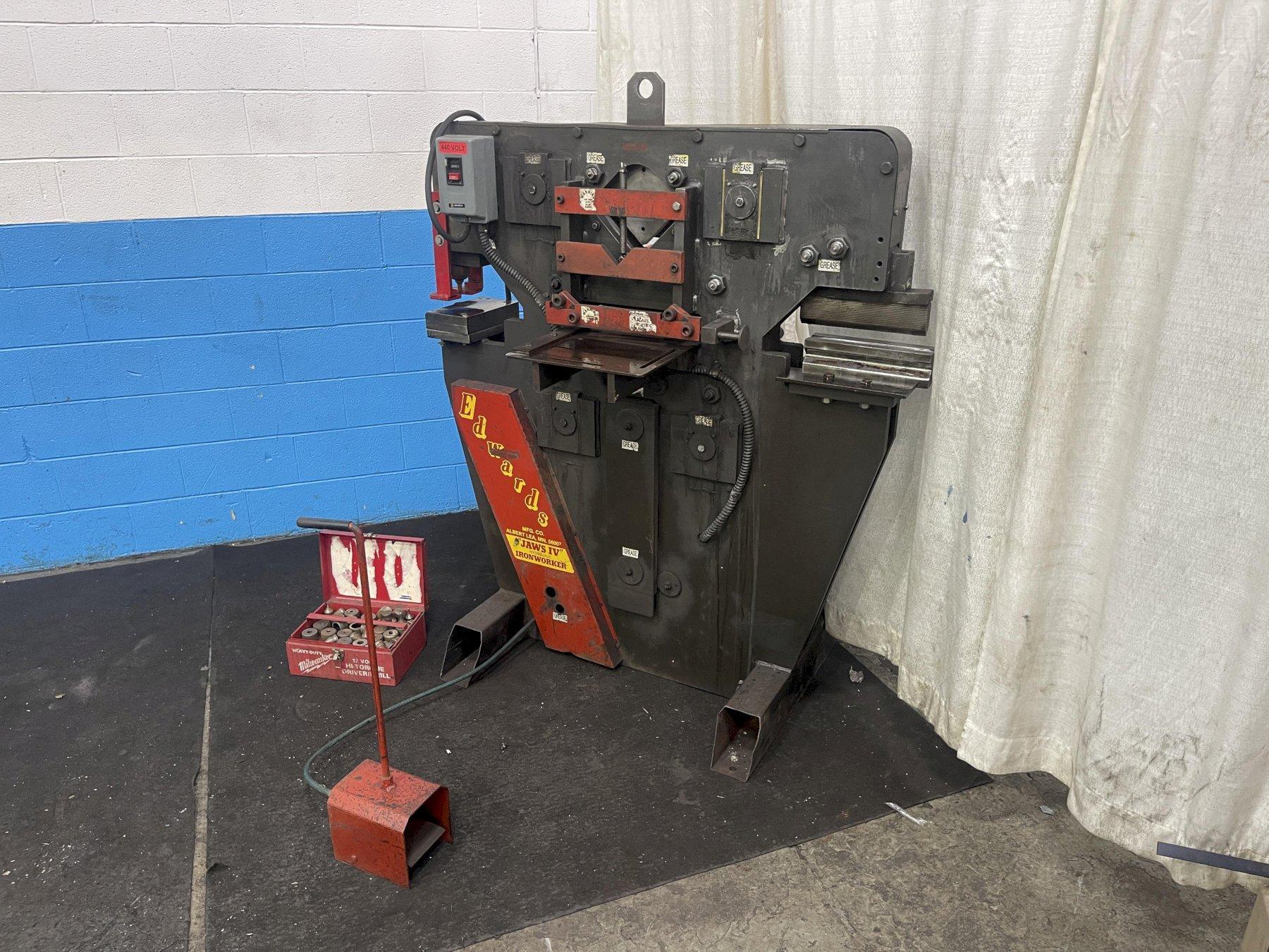 EDWARDS null Ironworkers Machine Hub