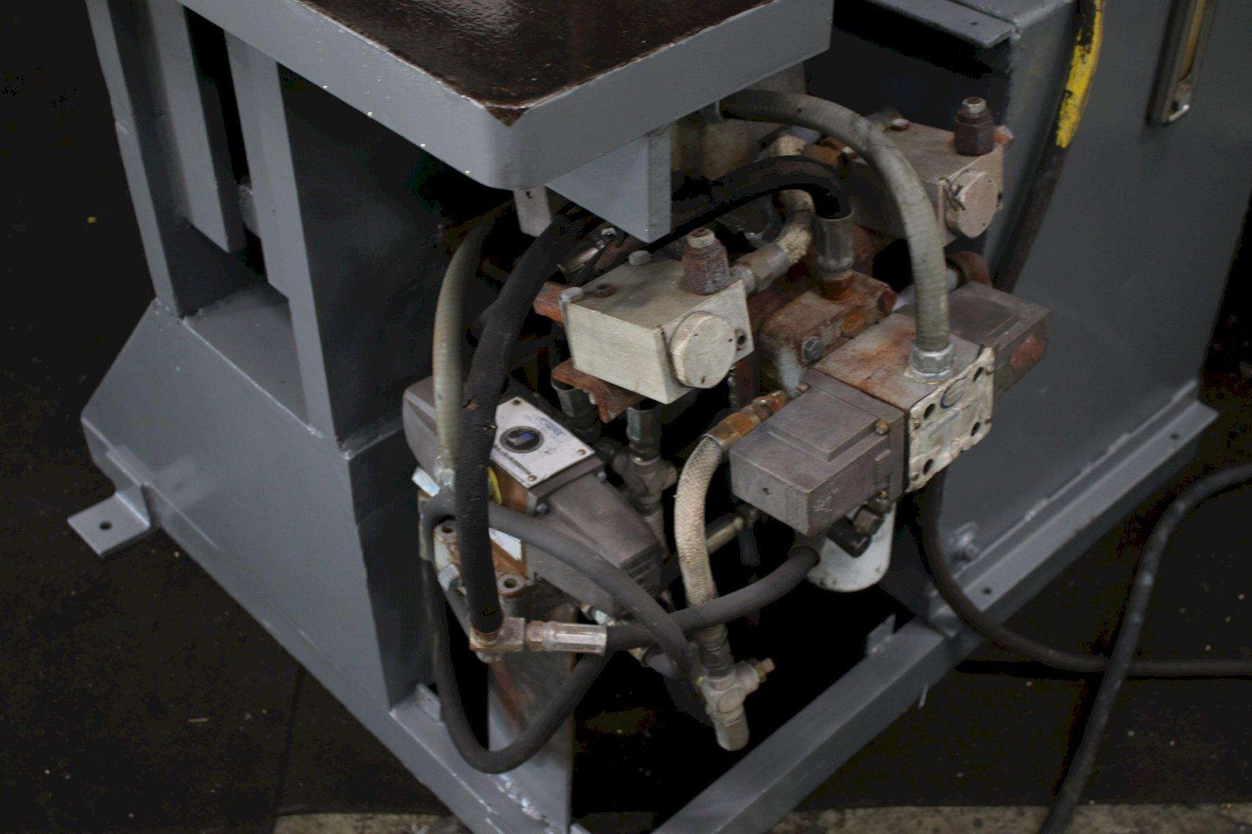 DAVIS Ironworkers Machine Hub