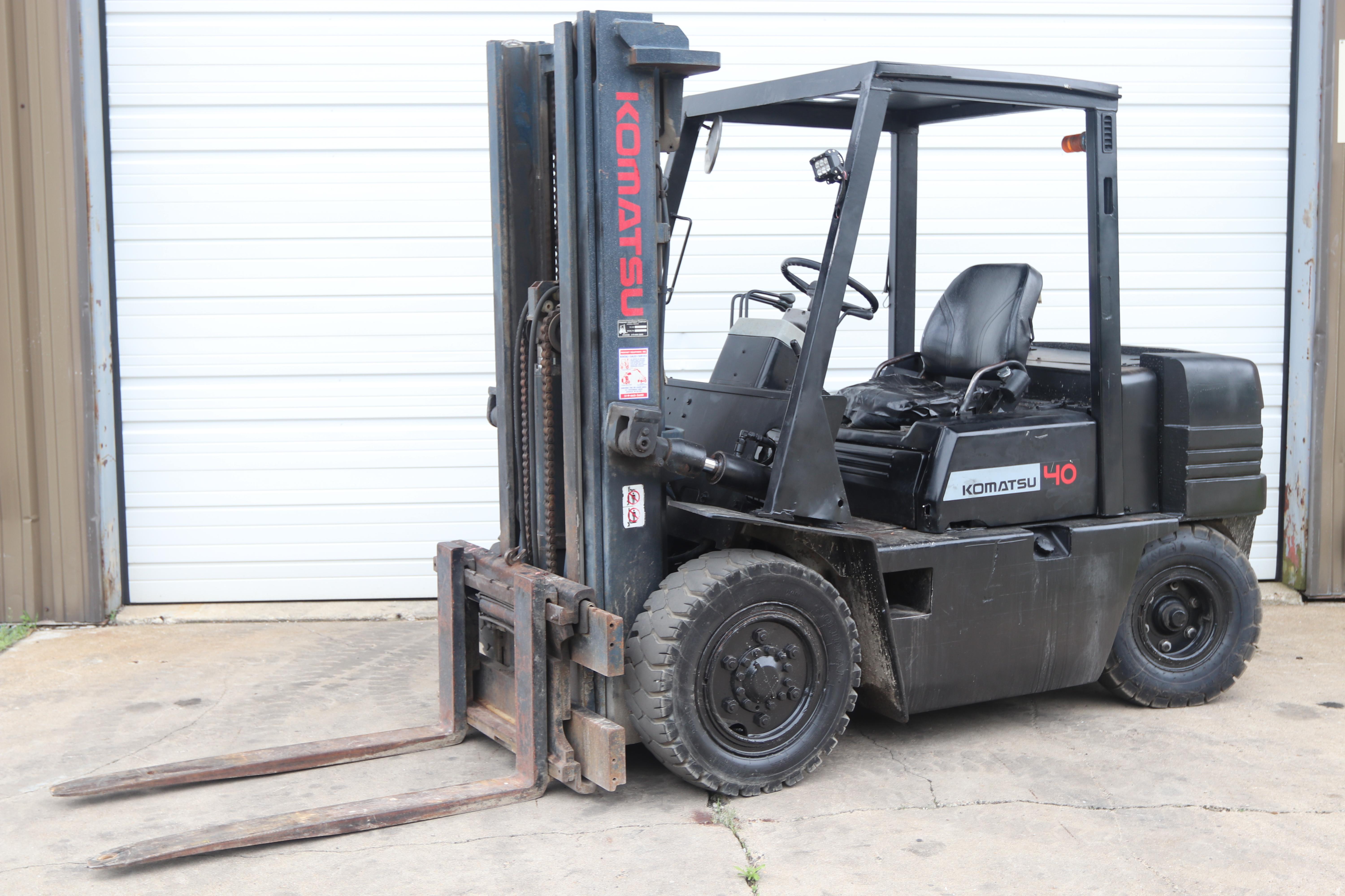 5,000 LB KOMATSU DIESEL FORKLIFT STOCK 10447