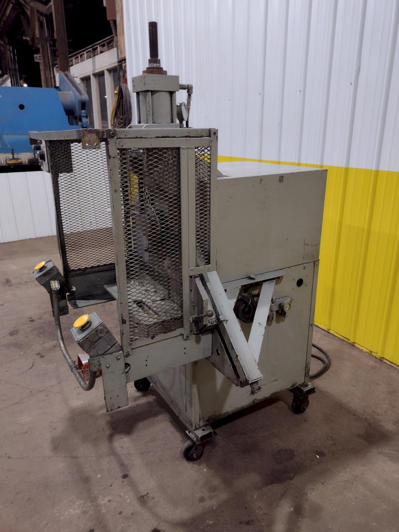 VICTAULIC PIPE GROOVING MACHINE STOCK 19516