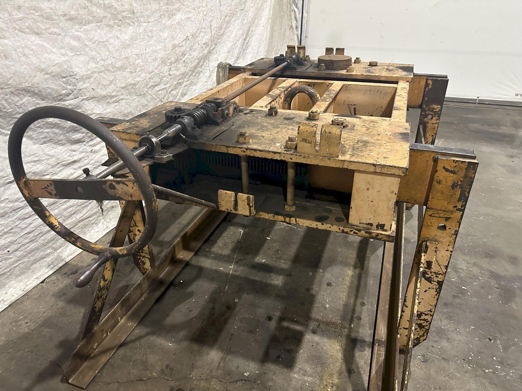 10 TON BUSHMAN SHEET LIFTER. STOCK 1163923 G2000 Inc.