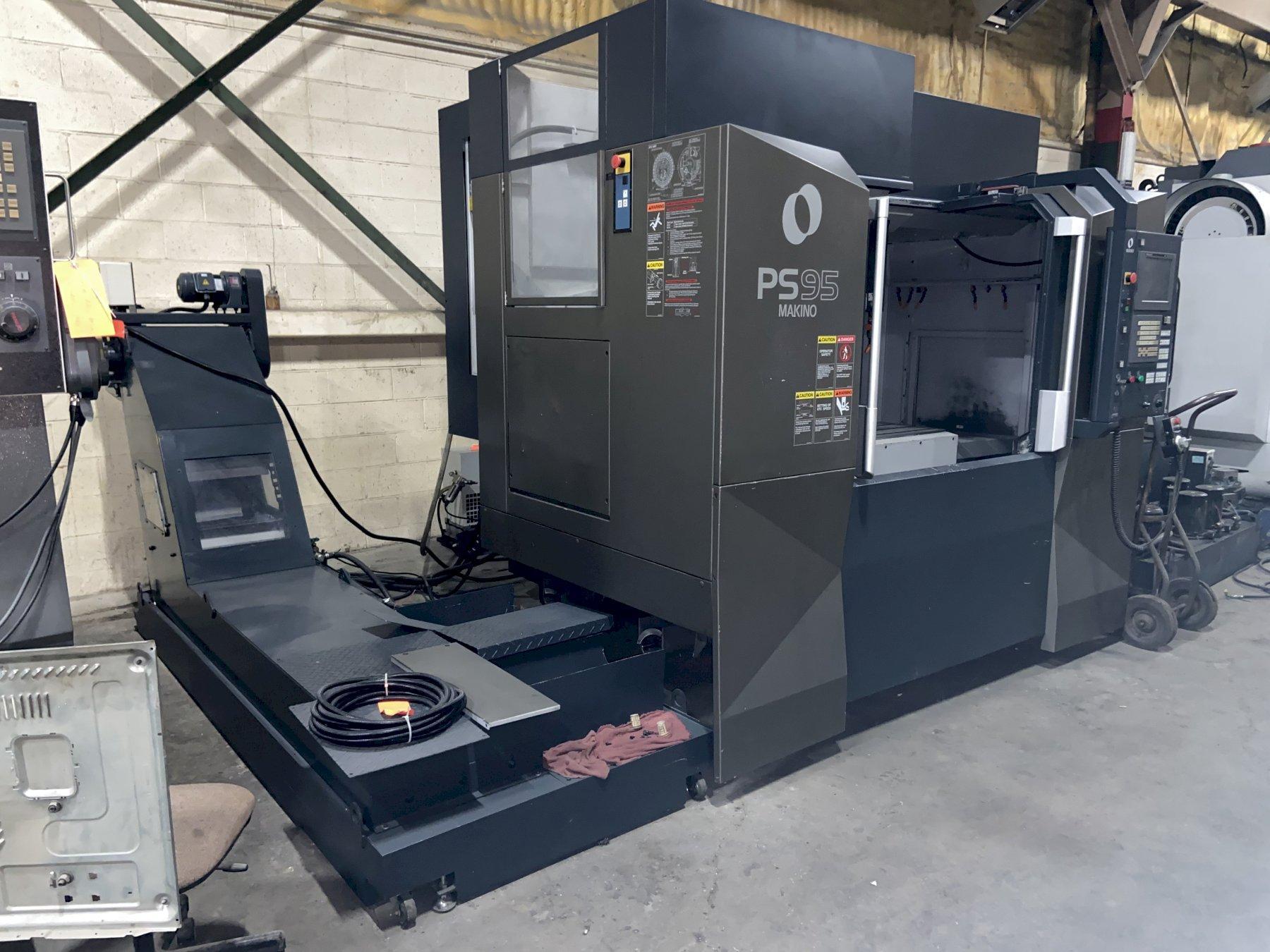 Makino P95 CNC Vertical Machining Center, Fanuc Pro P Control, 36″/20