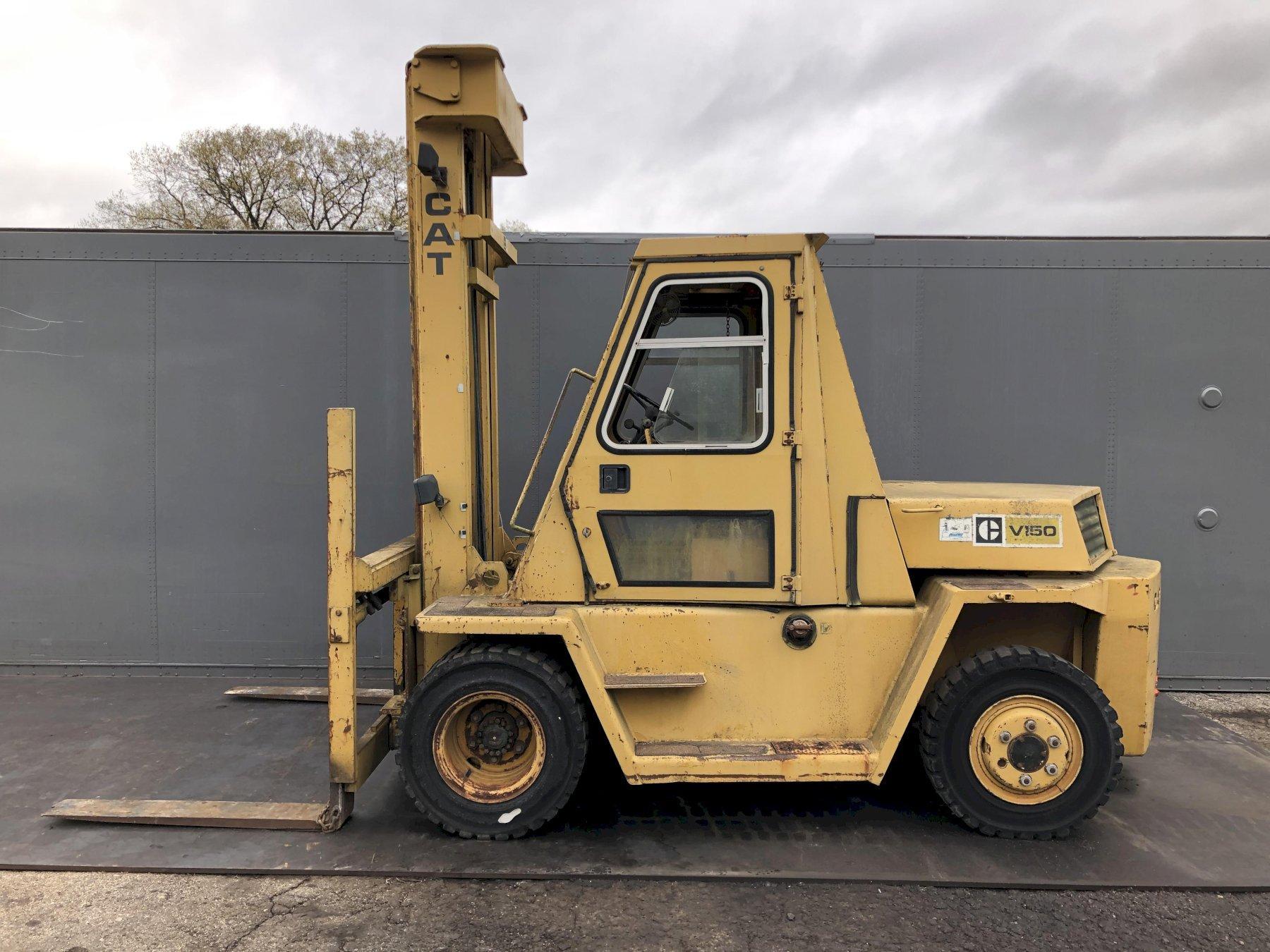 CAT 10,000 LBS, T120C Forklift Trucks Machine Hub