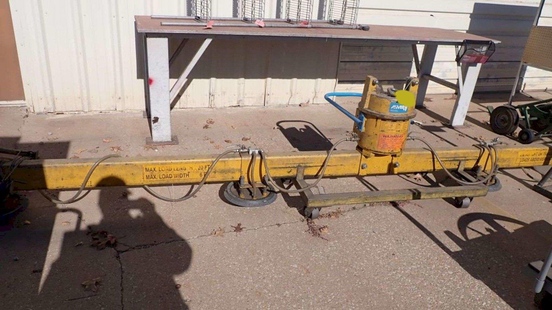 1 PREOWNED 2003 ANVER FOUR PAD VACUUM LIFTING FRAME, MODEL M200M4