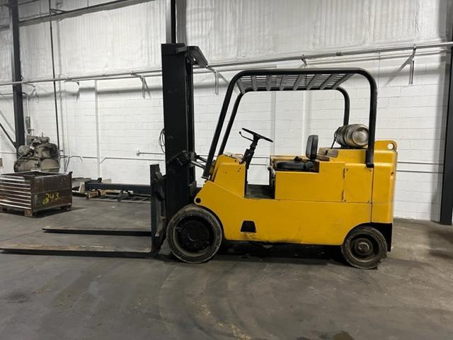 Towmotor 20,000 LB LP Gas Forklift