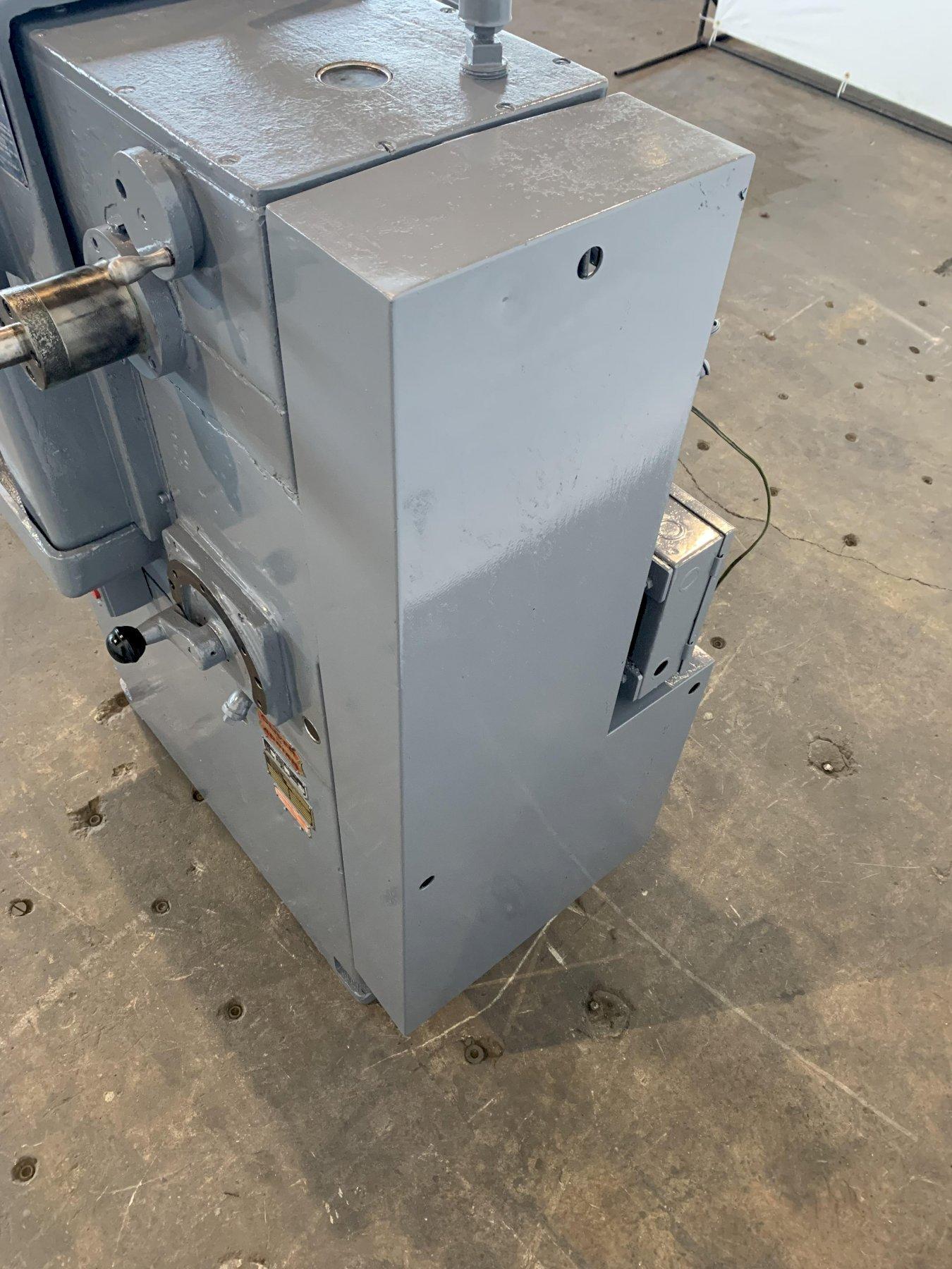 3″ OLIVER MODEL 600 DRILL GRINDER STOCK 1052522 G2000 Inc.