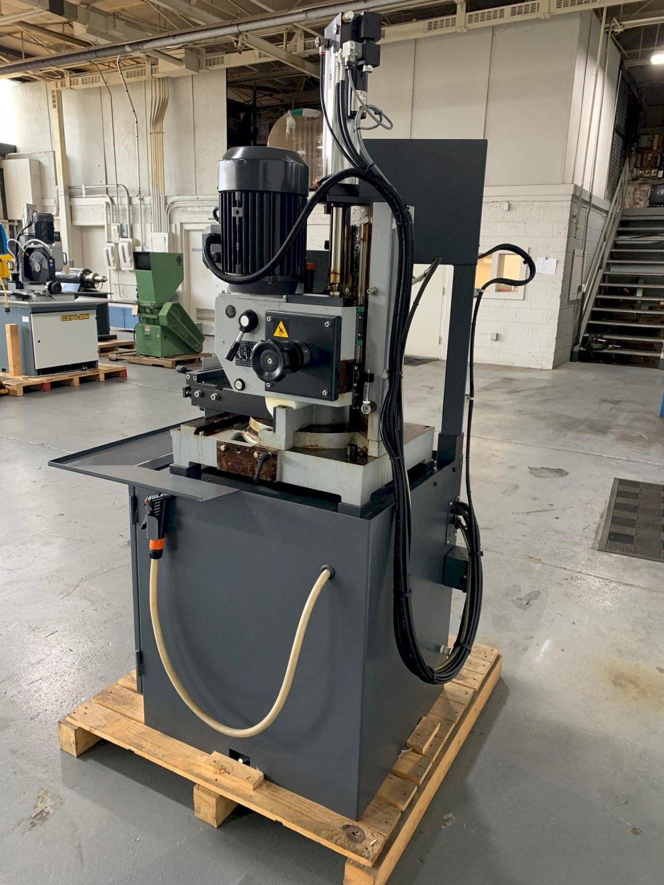 DEMO HYDMECH MODEL C3502S SEMIAUTOMATIC CIRCULAR COLD SAW, Stock