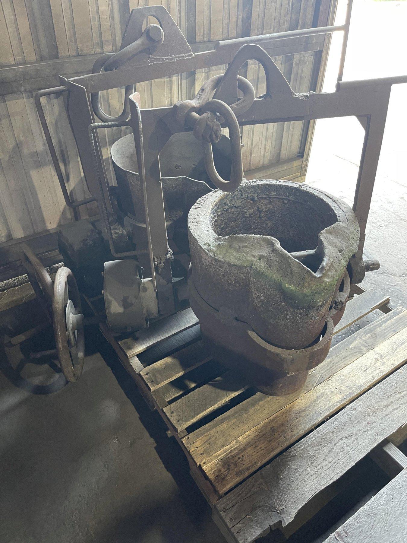 For Sale MODERN Ladles, Teapot Modern 500 geared tea pot ladle