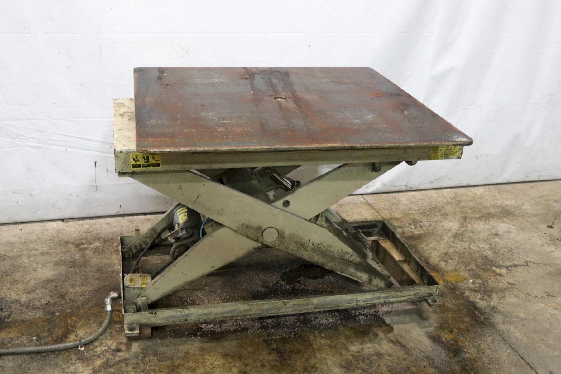 3500 LB X 42″ X 42″ SOUTHWORTH SWIVEL TOP LIFT TABLE STOCK 12018