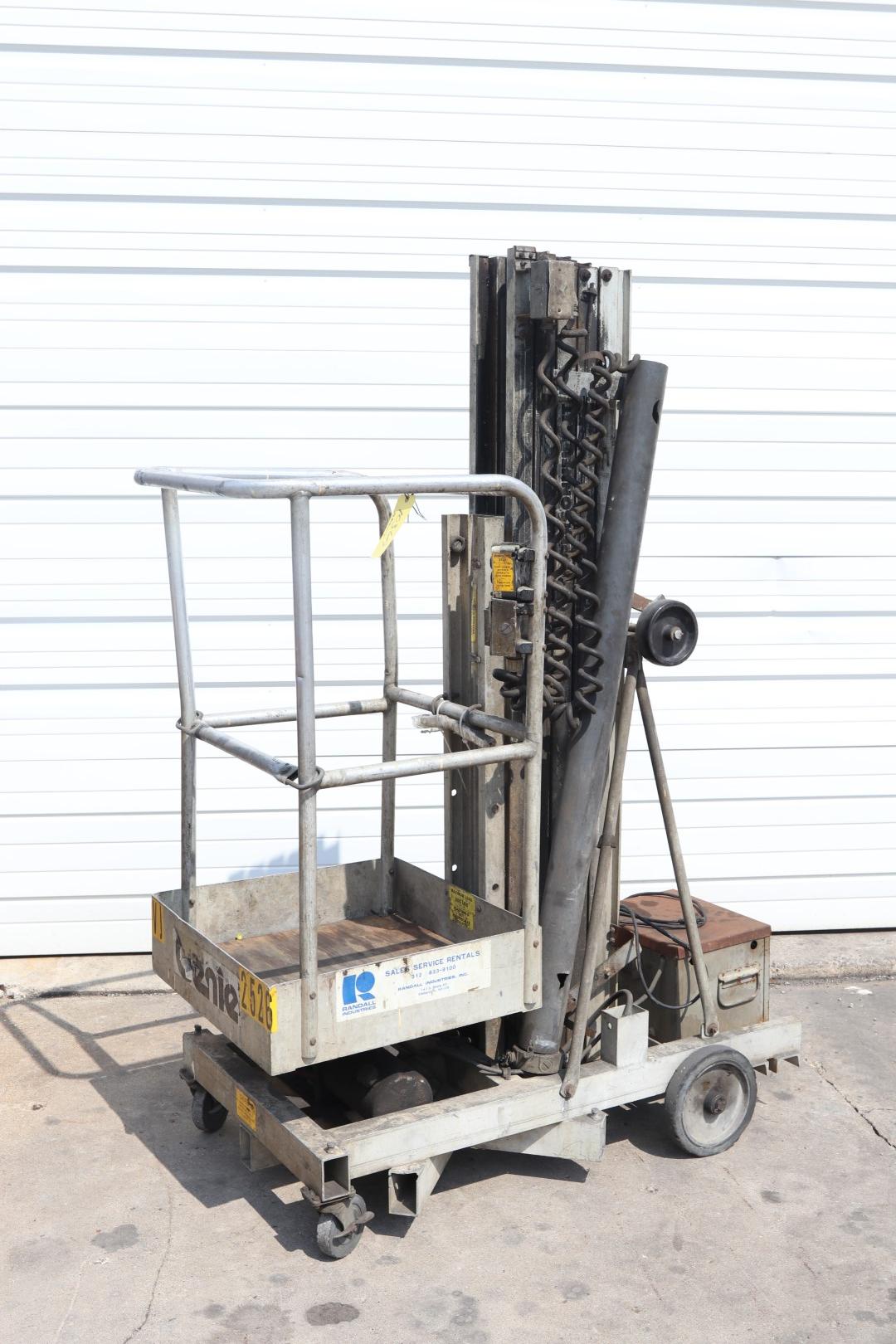 24′ GENIE PLC24 MANLIFT STOCK 10369