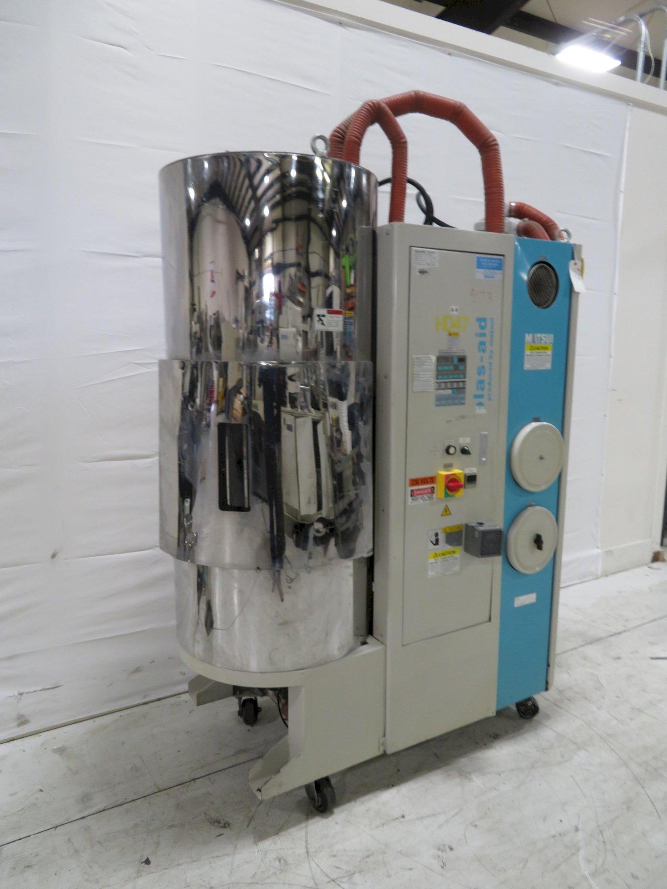 Matsui MJ3200U Material Dryer with Hopper, Desiccant, Approx 200 lb