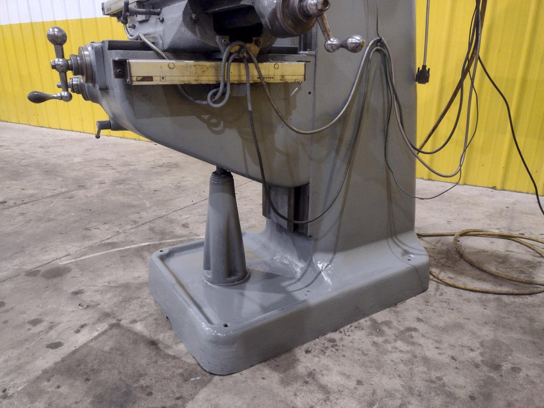 BRIDGEPORT VERTICAL KNEE MILL: STOCK #22361