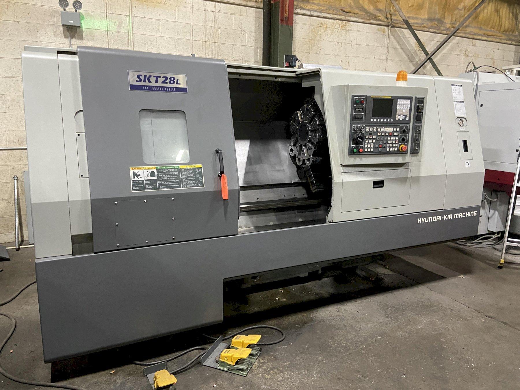 Hyundai Kia SKT28L CNC Lathe, Fanuc 0i, 10