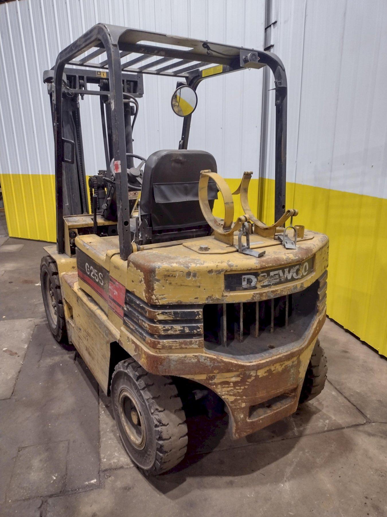 thumbnail image 2 of Aftermarket Muffler For Daewoo G25S-2 Forklift – Replaces D141161, S#12 Parts 2 of 4